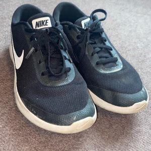 Nike Flex Experience RN7